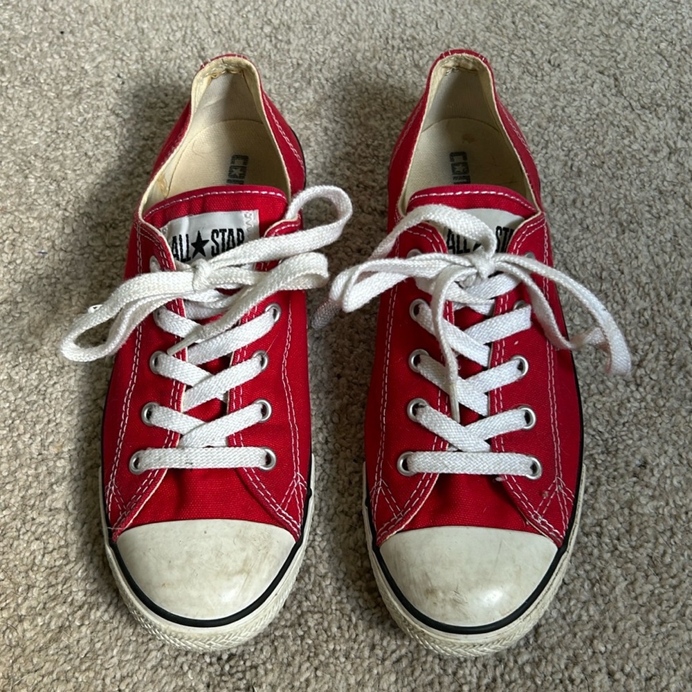 Red converse